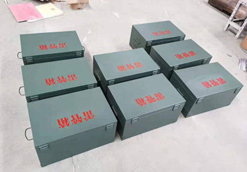 肥西炸药箱和雷管箱一般是怎么存放的？