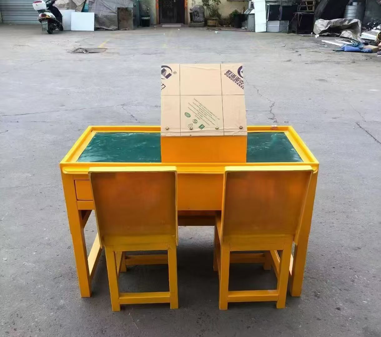 肥西防静电导通桌井下煤矿火工品发放桌：危险品流转的安全守护者